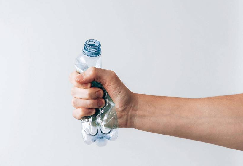 Можно ли открывать продукты в магазине до покупки?