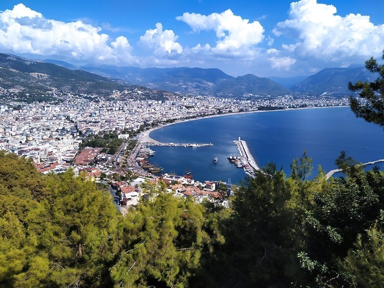 Важно! Турция закрыла для россиян и получения ВНЖ самые любимые районы в Анталье и Аланье. Кто сможет оформить там ВНЖ. Официальные новости