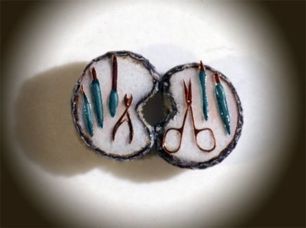 Сибирский левша, шедевры художника - микроминиатюриста Анатолия Коненко занесены в книгу рекордов России