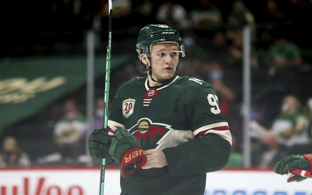 Капризов находится в розыске за покупку военного билета