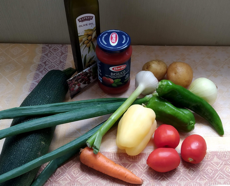 Овощной суп из итальянской кухни - минестроне