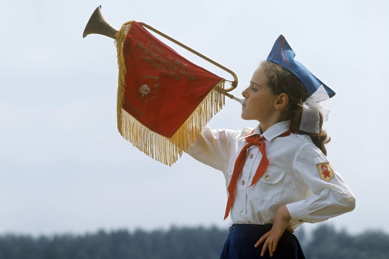 В России принят закон о создании аналога пионерской организации! Пионеры действительно возвращаются или всё будет сделано для галочки?