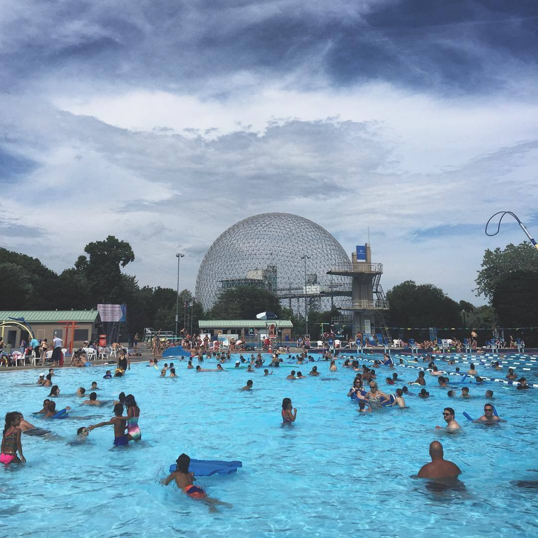 Самые сказочные плавательные бассейны по всей Канаде, где можно освежиться этим летом.