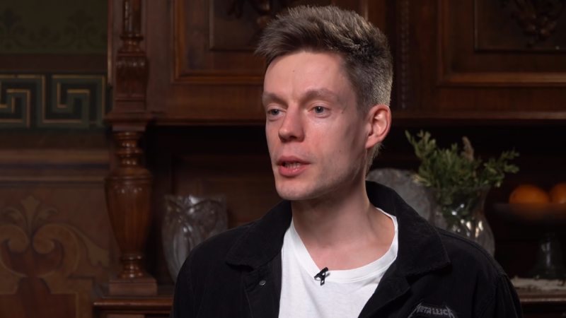 Юрия Дудя признали виновным в гей-пропаганде среди детей.