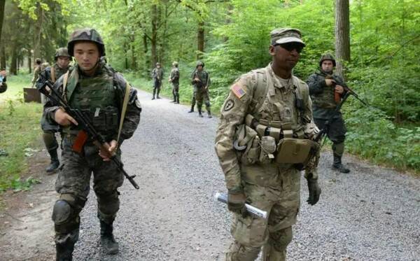 Иностранные наёмники на Украине - откуда прилетают и куда уходят