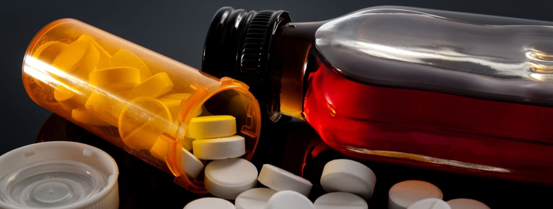Никогда не сочетайте эти препараты с алкоголем. 12 популярных препаратов