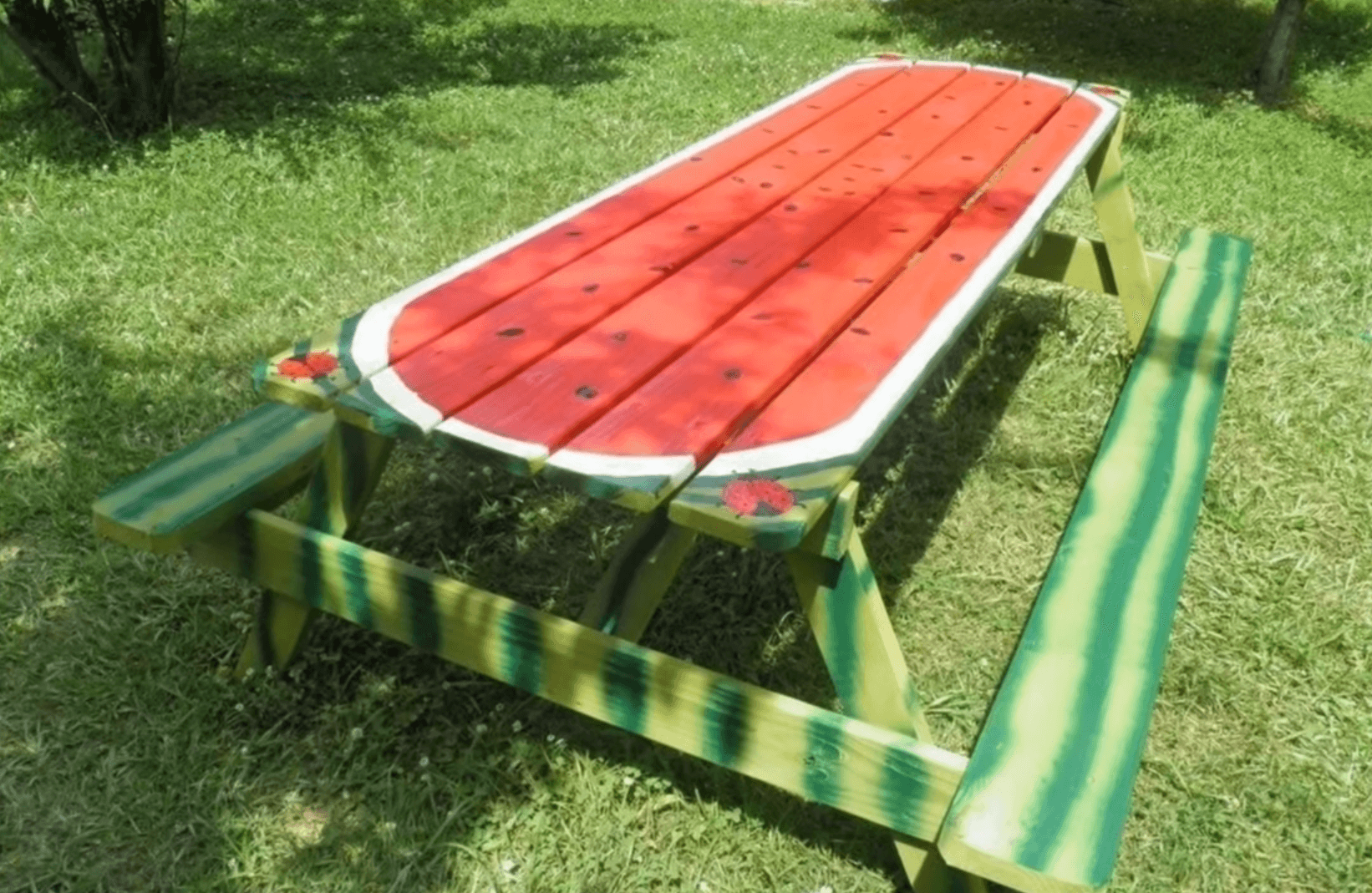 Лавочки и скамеечки для дачи - своими руками