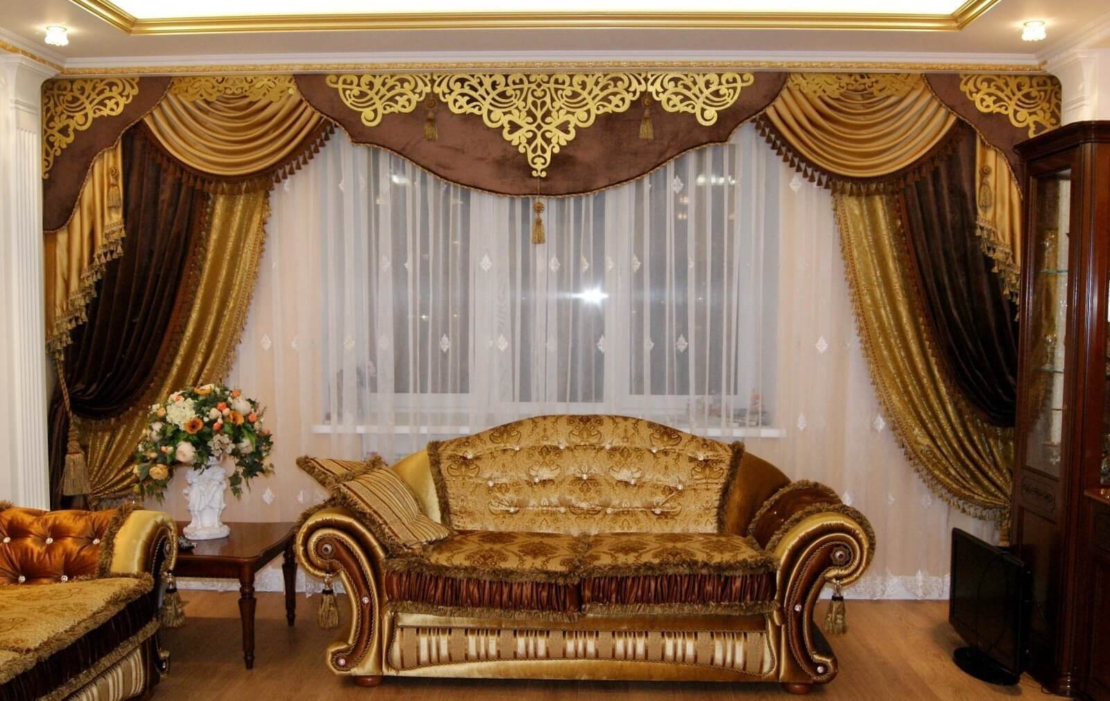 Как правильно выбрать карниз?