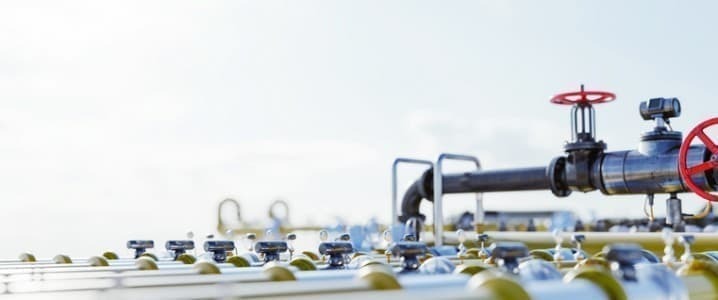 Германия вынуждена использовать хранилища газа, поскольку Россия приостанавливает поставки газа по "Северному потоку-1"