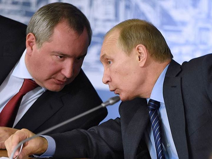 Президент России Владимир Путин уволил главу "Роскосмоса" Рогозина.