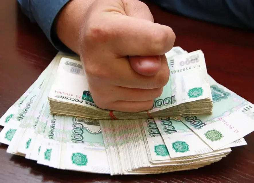 Почему в России такие маленькие зарплаты и что с этим делать