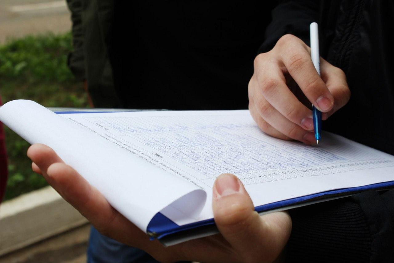 Петиции. они вообще доходят куда надо?(