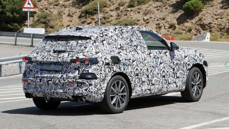 Начались испытания кроссовера Audi SQ5 нового поколения