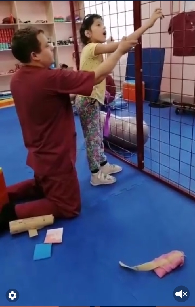 Сотрудник ломбарда выкупил у преступницы велосипед, принадлежащий ребенку-инвалиду