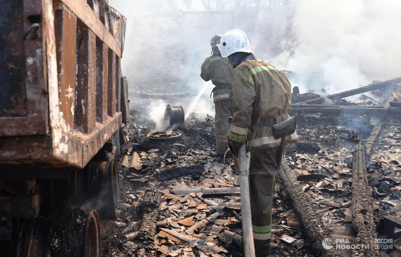 Пожар на базе ГСМ в Донецке исключили