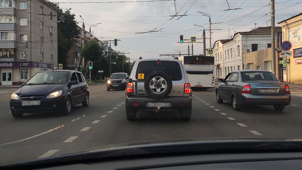 Автомобильная жизнь: какие изменения для российских автовладельцев наступили с 1 августа 2022 года?