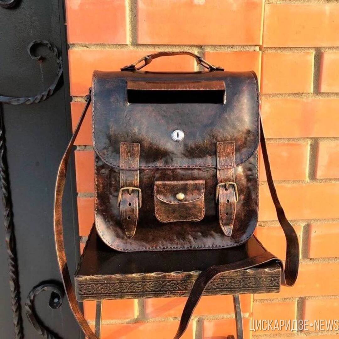 Сегодня праздник почтового ящика, а вы знали, что такой праздник существует. Самые интересные почтовые ящики мира, фото