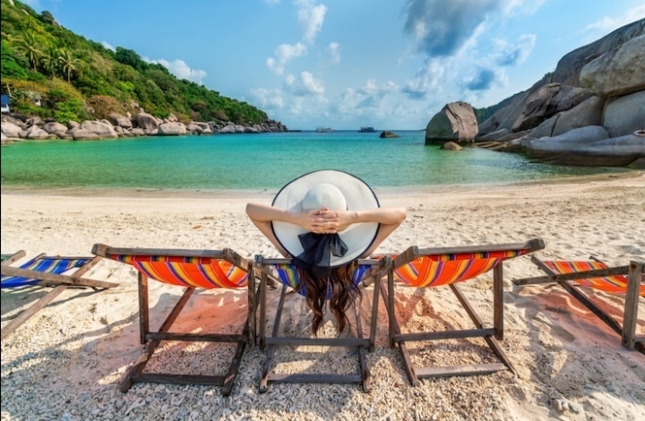 Когда работодатель может отозвать сотрудника из отпуска? Разъяснения Роструда