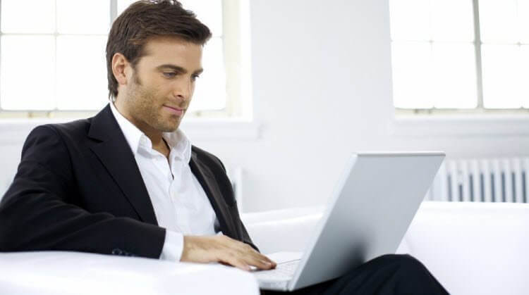 Наблюдение за сотрудниками: когда оно законно, а когда нет?