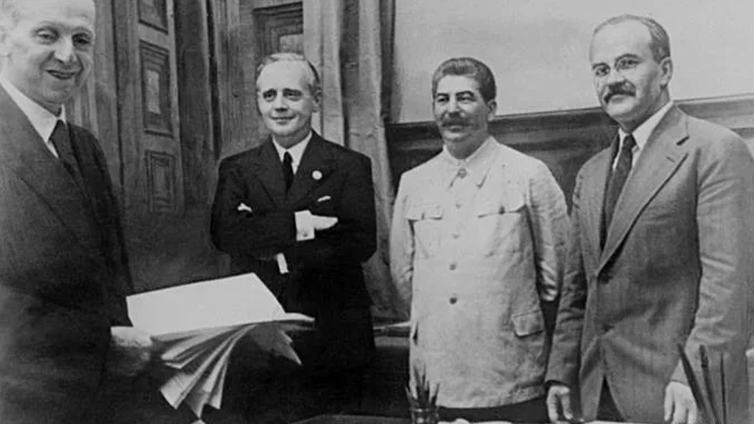 Почему Гитлер охотился за ушами Сталина