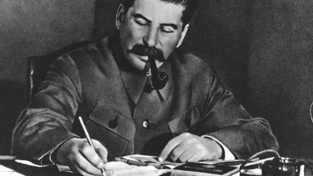 Почему Гитлер охотился за ушами Сталина