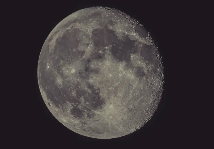 Осетровое Суперлуние 12 августа 2022