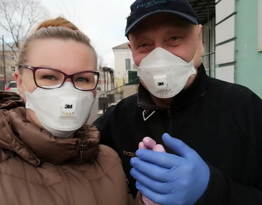 Опрос дня - 15.08.2022. Планируете носить маску и перчатки в новую волну коронавируса?