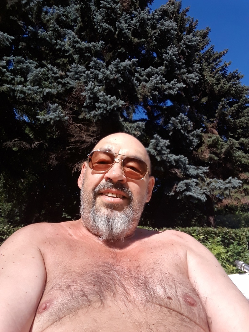 Господь Бог любит Россию и её президента Путина ?