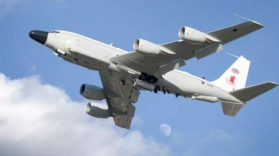 Самолет-разведчик Великобритании пересек воздушную границу РФ. Что Москва? Ничего? Реакции не будет?