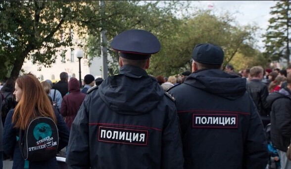 Задержали сотрудники полиции. Что делать