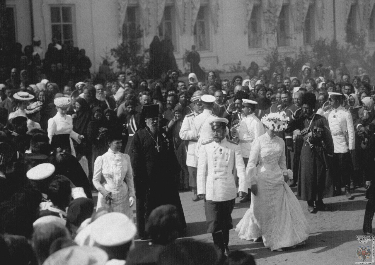 Что говорил о будущем России Серафим Саровский, наделенный даром прозорливости? И почему к нему не зарастает народная тропа?