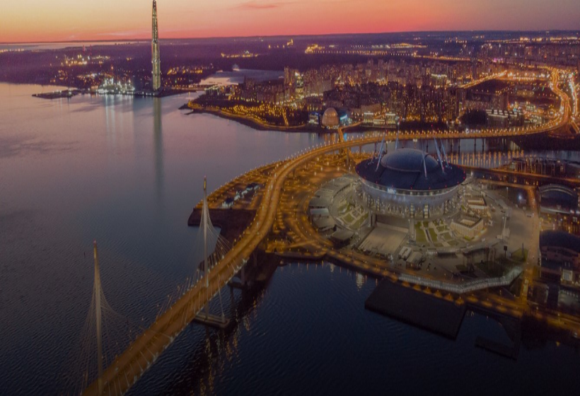 Санкт-Петербург часто сравнивают с Венецией: в городе 33 острова, а когда-то их было больше сотни!