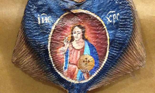 Святые образа на сушеной рыбе. Кто и почему придумал такую иконопись