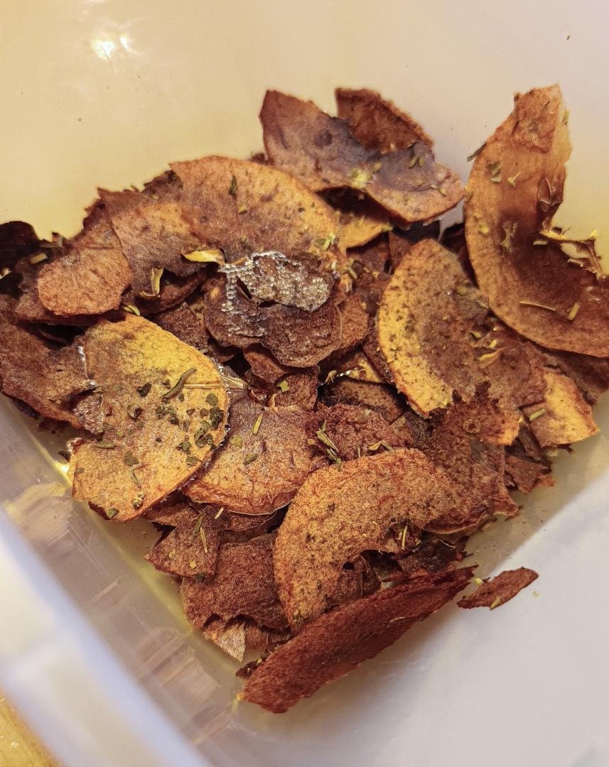 Яблочные чипсы. Мой личный эксперимент с несладкими вкусами.