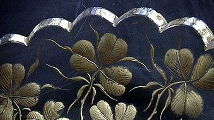 Стеклодувы - искусство изготовления стекла.