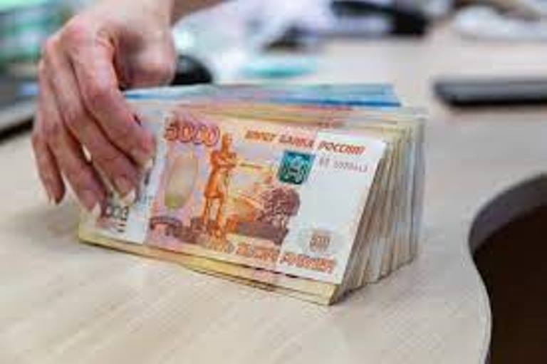 Подписан указ о выплатах по 10000 рублей: почему социальные выплаты по 10000 рублей получат не все, мнение юриста