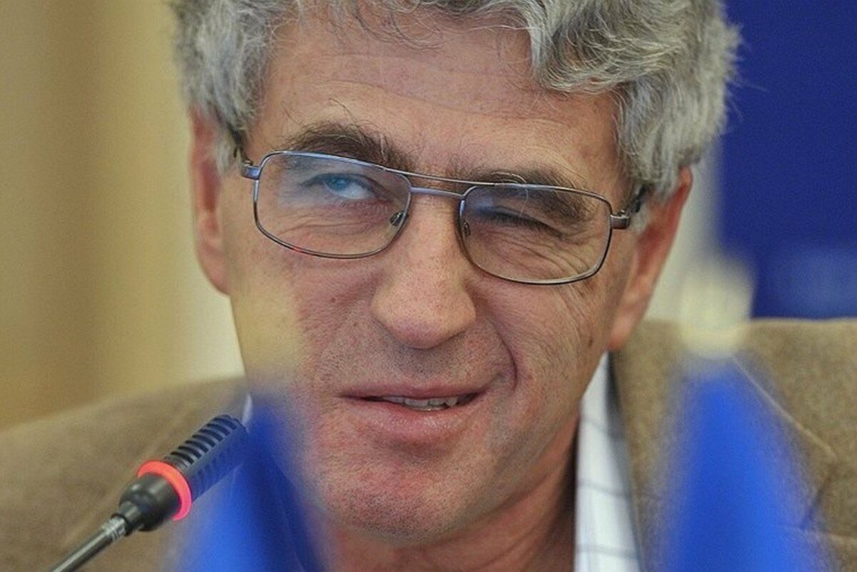 В Москве задержали иноагента Леонида Гозмана, сообщает источник RT.