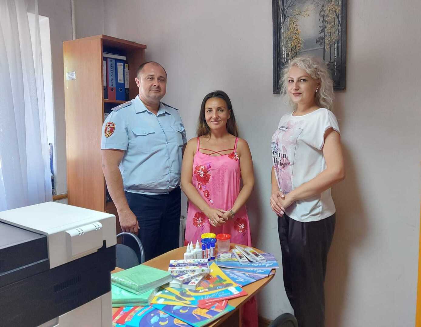 В Башкирии сотрудники Росгвардии приняли участие в благотворительной акции «Помоги собраться в школу»