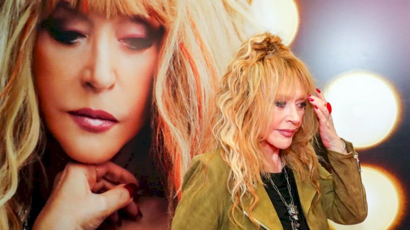 "Звёзды" российского ТВ едут назад. Ломятся назад.