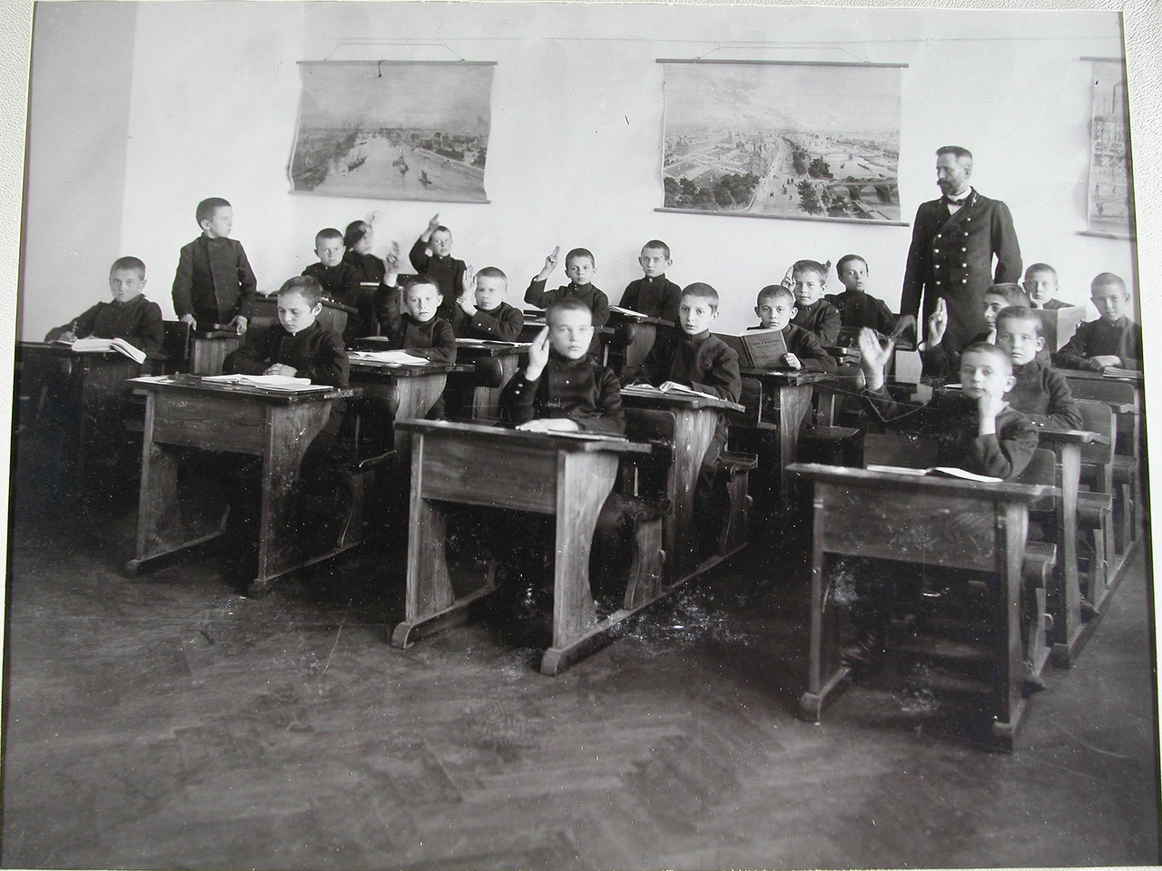 Гимназии 19 века в России