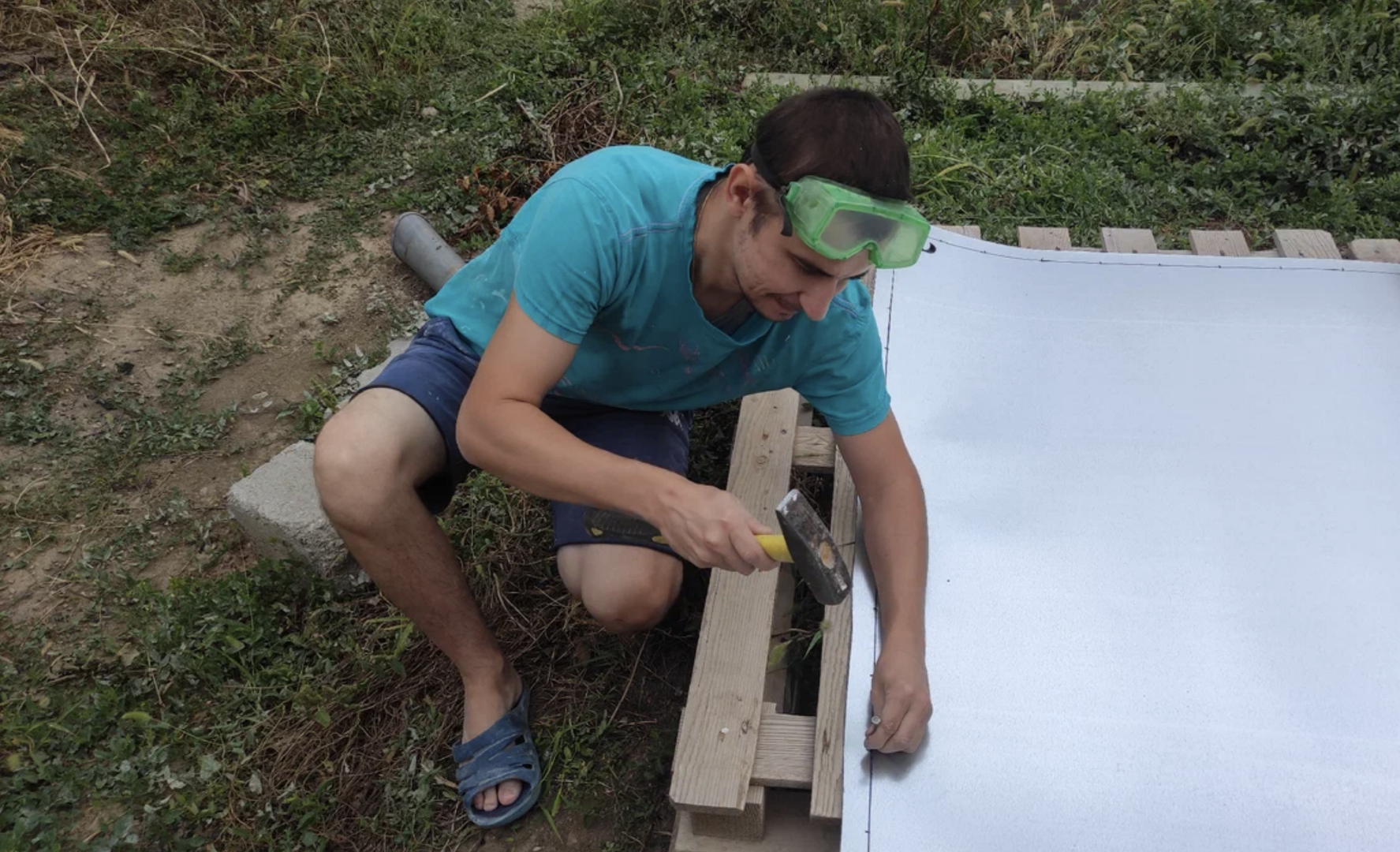 Феминизм внезапно закончился. Женщины решили возобновить финансовую эксплуатацию мужчин