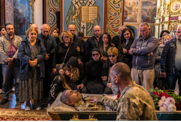 Отрицая потери в Украине, Путин говорит, что Россия выигрывает от войны