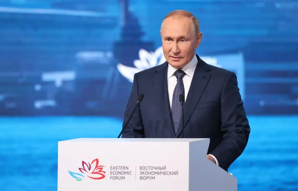 Отрицая потери в Украине, Путин говорит, что Россия выигрывает от войны