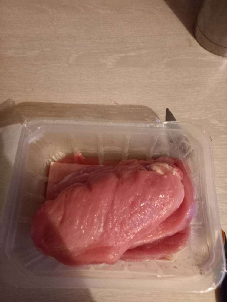 При общении с мужчиной следует конкретно выражать свои мысли и желания