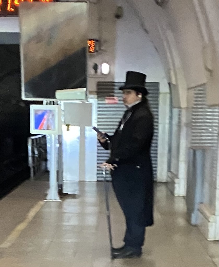 10 сентября. Как москвичи отгуляли свой первый день города. Неадекватность и аморальность молодежи