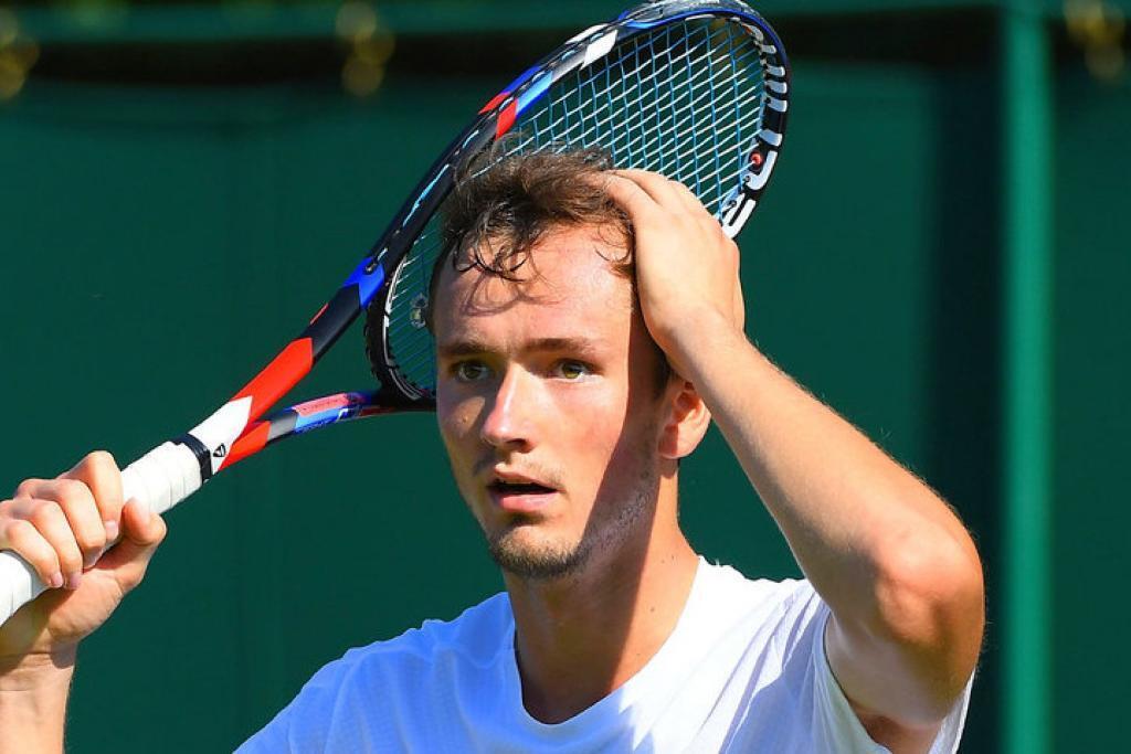 Россиянин Медведев потерял титул первой ракетки мира