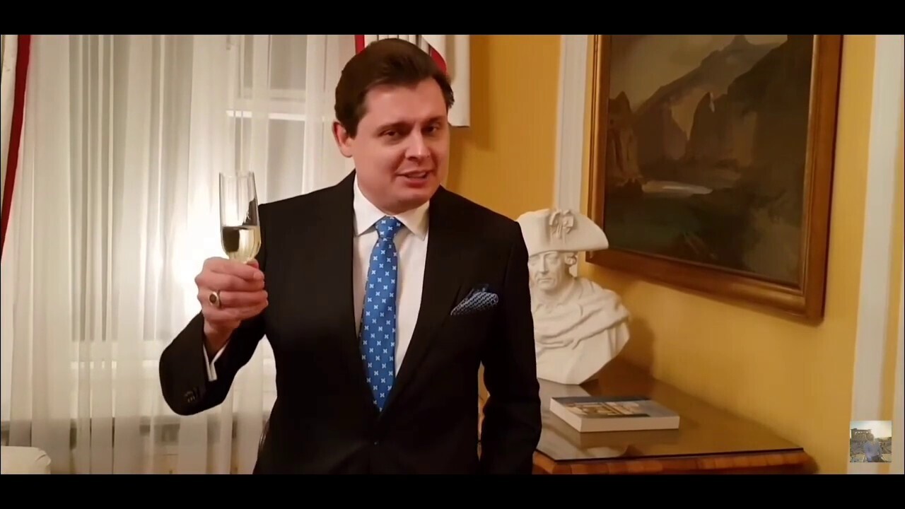 Адвокат – тамада, с которым мы не играли на баяне