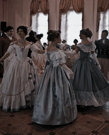 История нижнего белья.