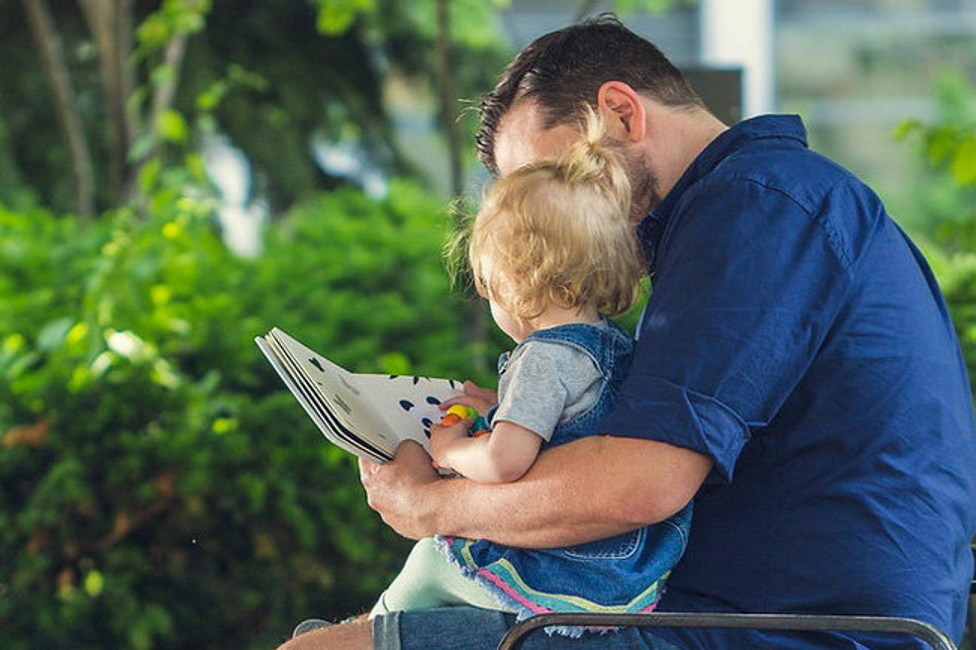 В Думе предложили уравнять мужчин и женщин в правах на алименты. А существуют ли на самом деле одинокие отцы?