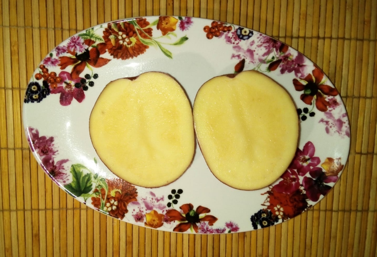 Уникальный перуанский сорт картофеля в России. Картофель, который не надо солить и добавлять специи.